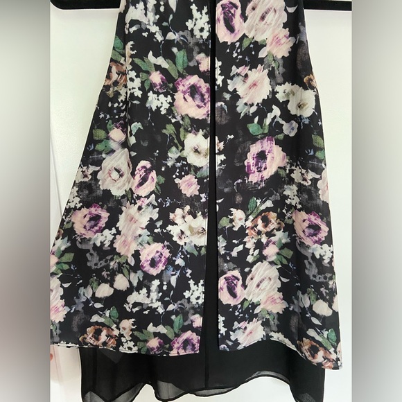 Scoop NYC multi layered silk blouse. Size medium - Picture 4 of 6